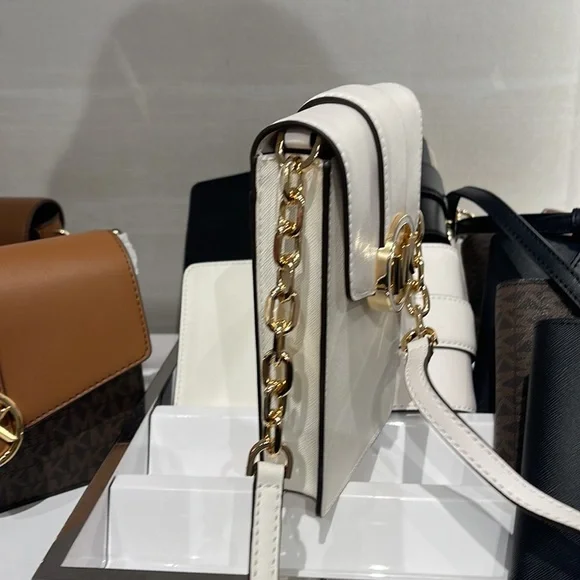 MICHAEL KORS CARMEN SMALL FAUX LEATHER PHONE CROSSBODY BAG - Picture 3 of 16